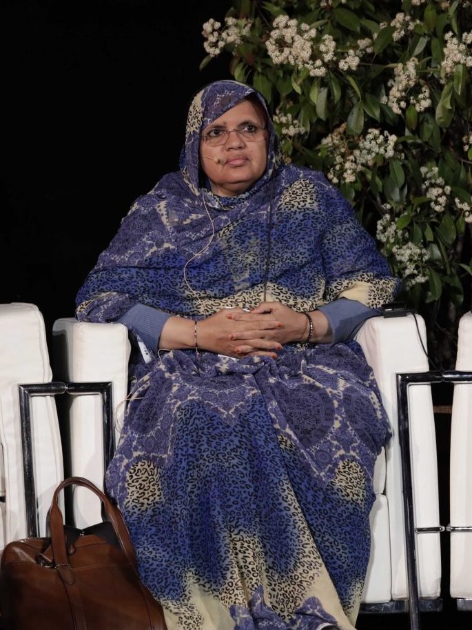 رئيسة جهة نواكشوط، السيدة فاطمة بنت عبد المالك