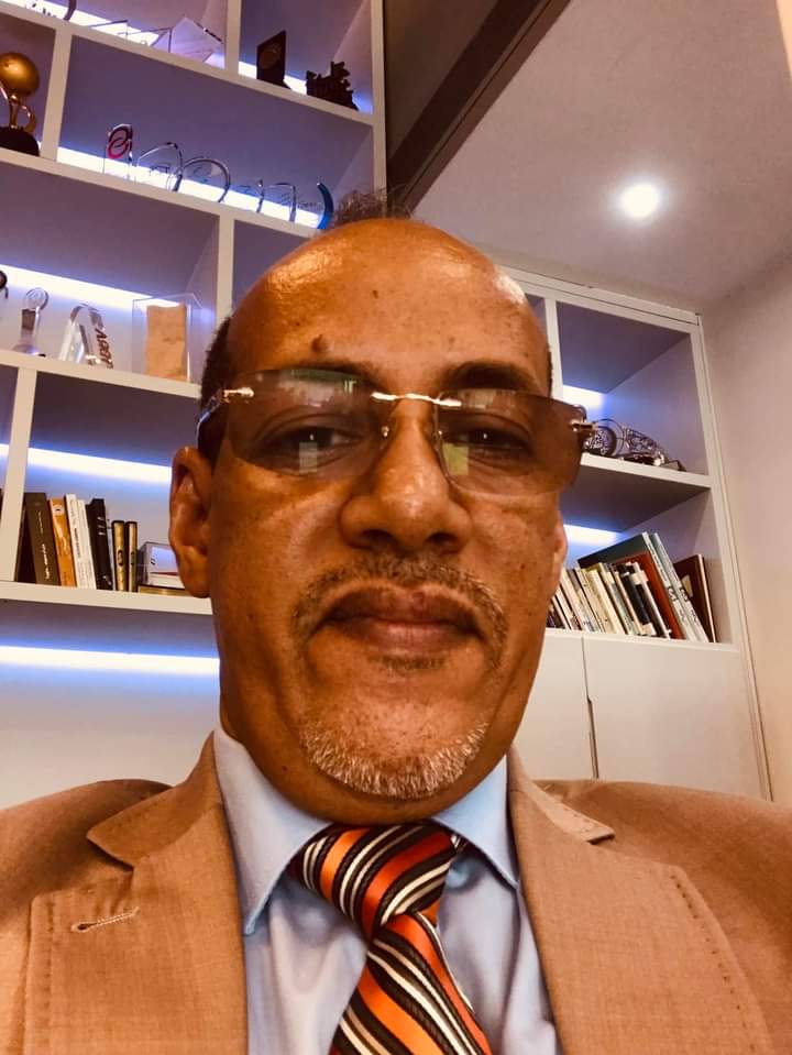 عبد الرحمن المجتبي/رئيس تحرير صحيفة الصدى الموريتانية 
