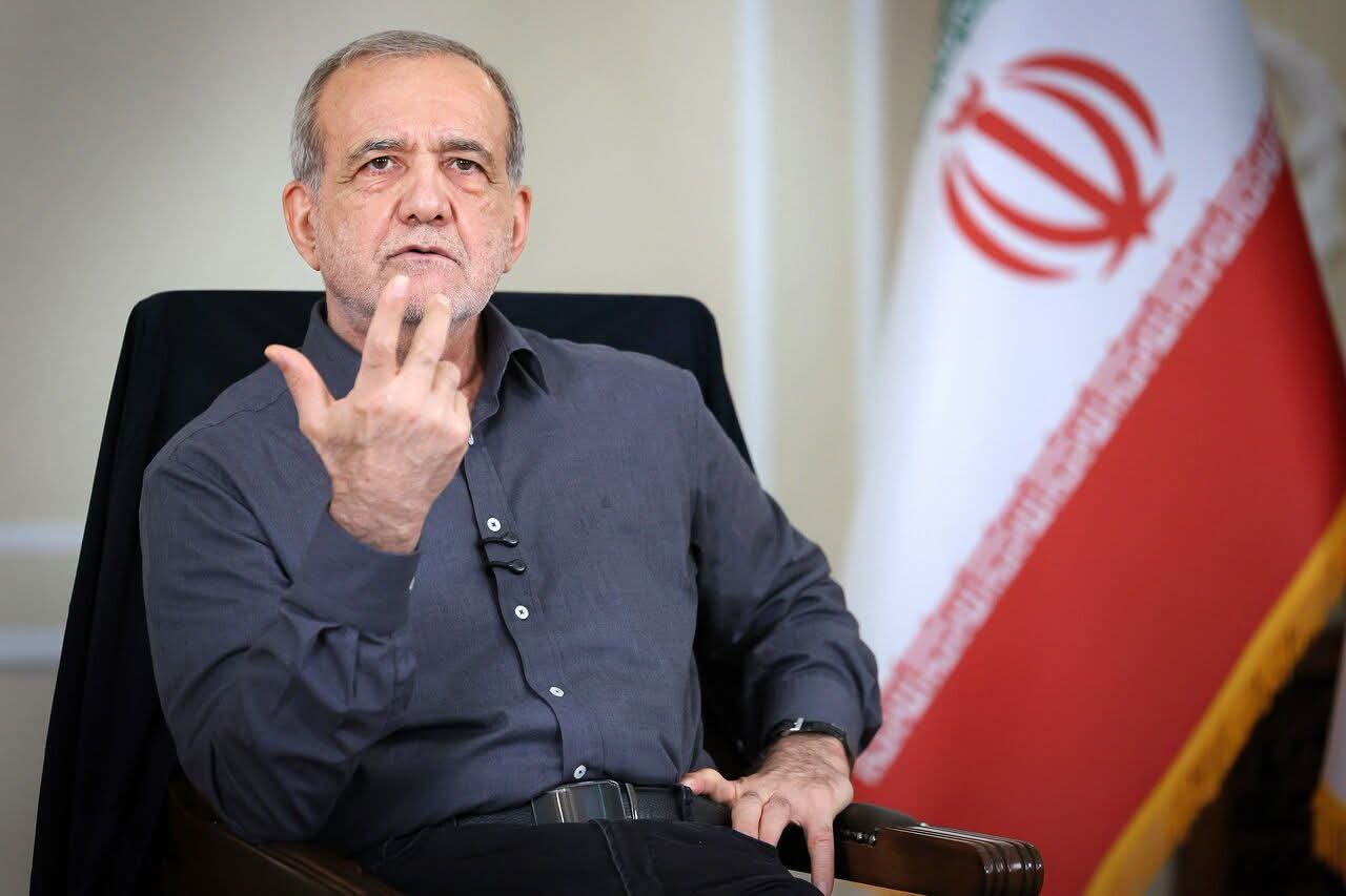 بزشكيان: علاقاتنا مع دول الجوار تشهد تحسناً كبيراً ونجحنا في فتح مسارات تجارية جديدة