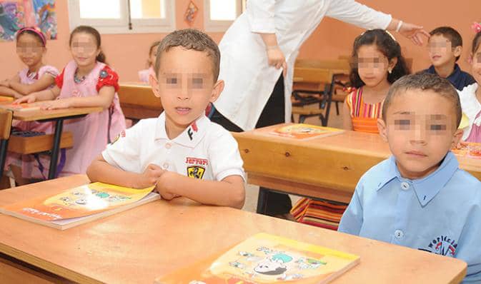 الجزائر تتجه لاعتماد الإنجليزية لغة أجنبية وحيدة في الابتدائي وإلغاء الفرنسية من السنة الثالثة