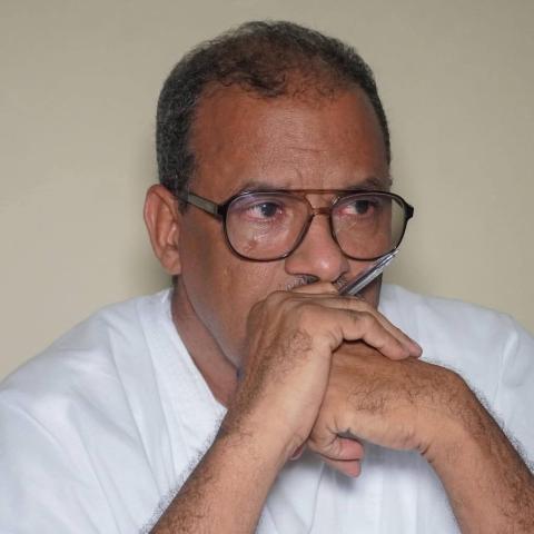 الالدكتور محمد ولد الراظي/أستاذ جامعي