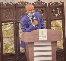 /محمدُ الشيخِ ولدُ سيدِ محمد أستاذٌ وكاتبٌ صحفيٌّ